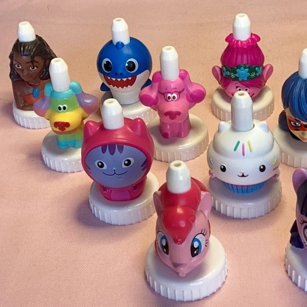 FINAL SALE PRICE 14 Pc Good 2 Grow Misc. Bottle Topper Set